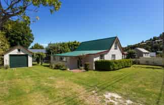 26 Rue Benoit, Akaroa