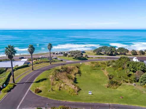 Lot 2 DP 568079, Sirrah Street, Okitu