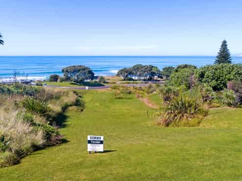 Lot 2 DP 568079, Sirrah Street, Okitu