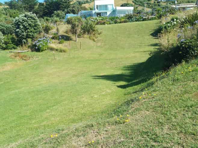 Lot 2 DP 568079, Sirrah Street, Okitu