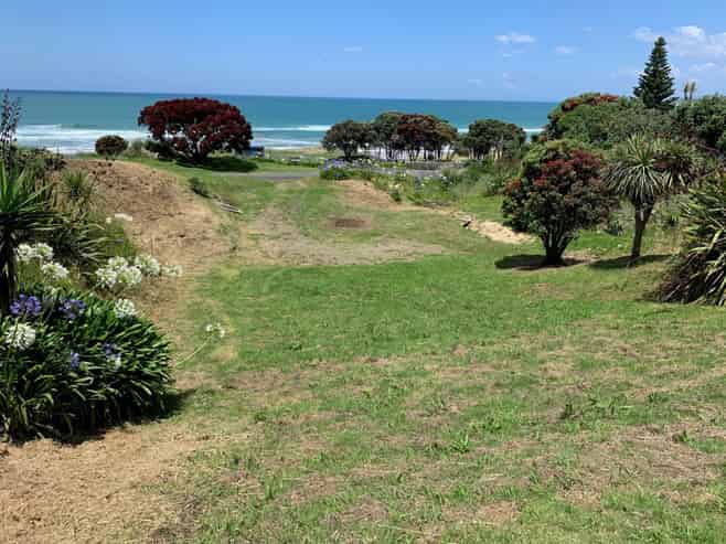 Lot 2 DP 568079, Sirrah Street, Okitu