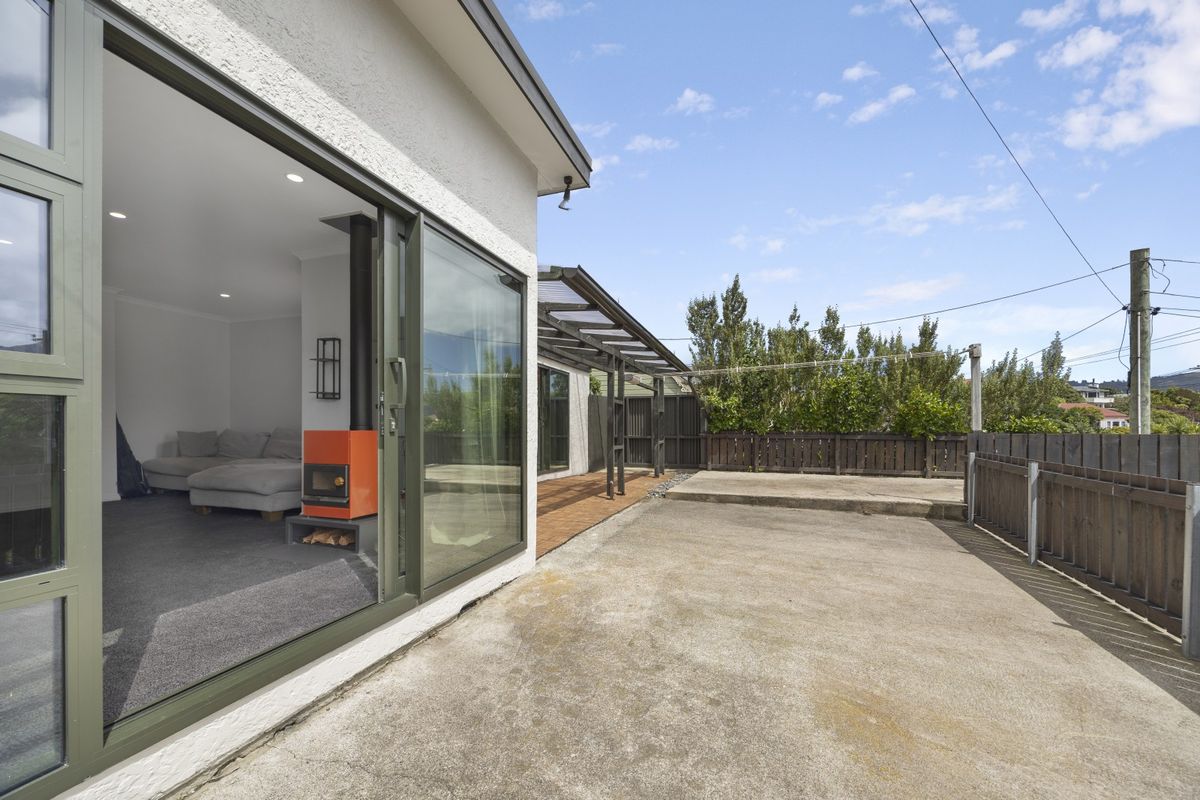 North facing and renovated - View 5