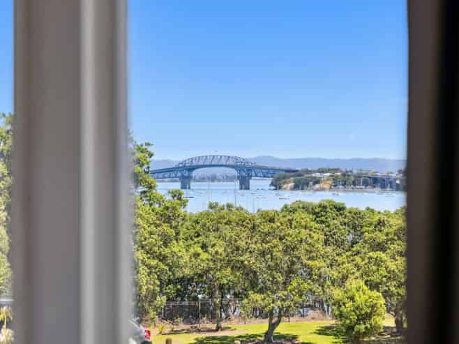 3 Marine Terrace, Bayswater