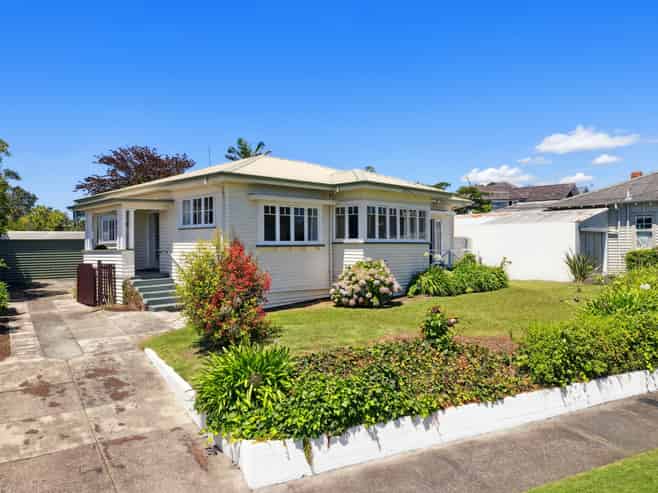 3 Marine Terrace, Bayswater