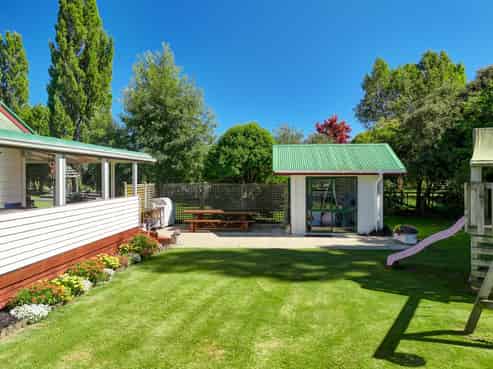 176 Okoia Road, Okoia