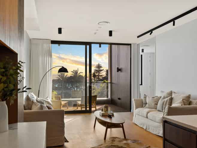 12/423 Beach Road, Mairangi Bay