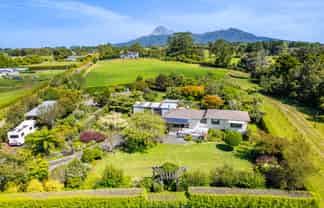 608 Hurford Road, Hurford