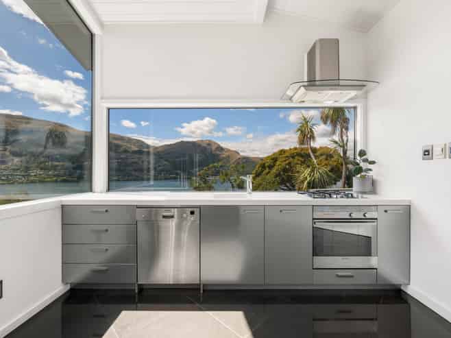 232 Peninsula Road, Kelvin Heights