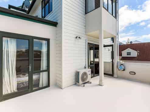 12 Hall Avenue, Newtown