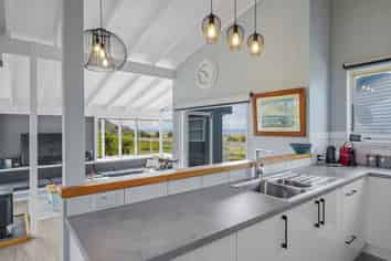 3428 Pourerere Road, Pourerere