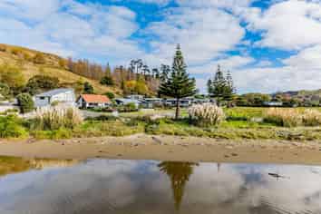 3428 Pourerere Road, Pourerere