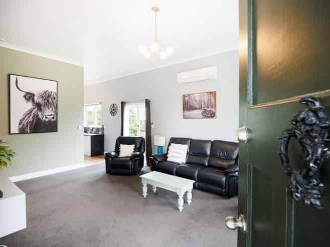 6 Acourt Street, SANSON