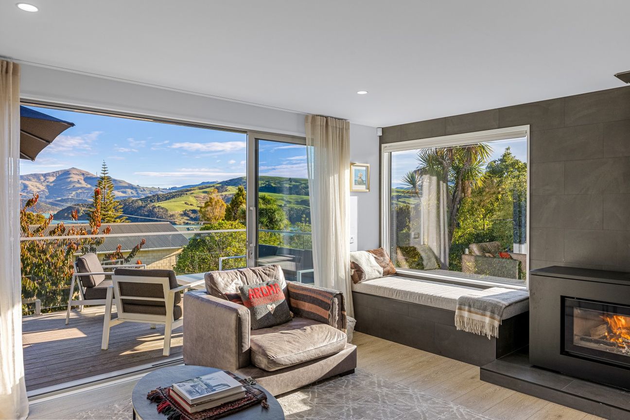 Modern luxury — selling below purchase price - Više