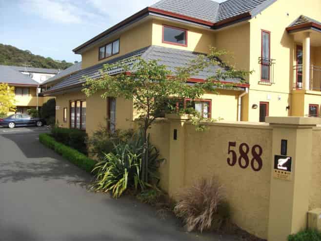 High Profile - 25 Units - Dunedin - $400K + NP
