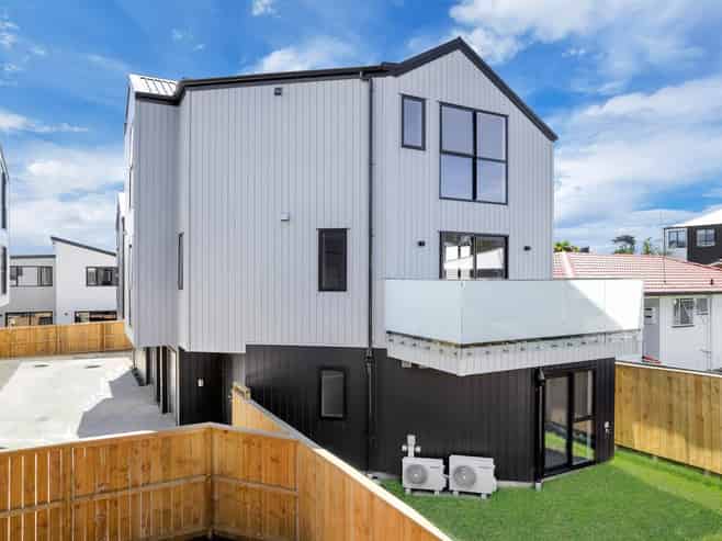 30B Tomintoul Place, Highland Park