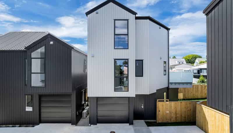 30C Tomintoul Place, Highland Park