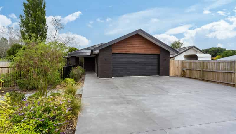 17 George Oliver Place , Kainga