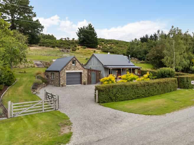 113 Cambrian Road, Cambrians