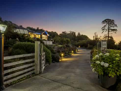 28 Barling Street, Macandrew Bay