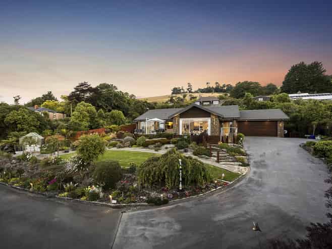 28 Barling Street, Macandrew Bay