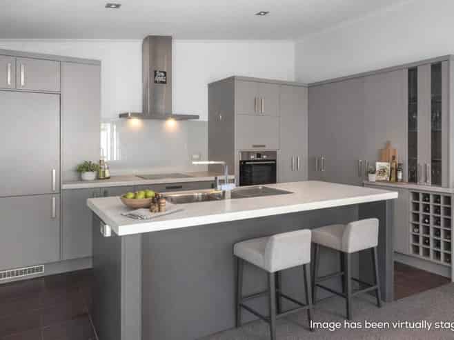 1 Parahaki Street, Regent