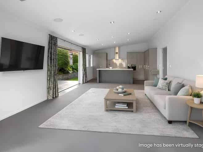 1 Parahaki Street, Regent