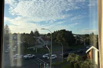 304/1 Buscomb Avenue, Henderson