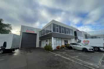 Frontage Rosedale Industrial 298sqm