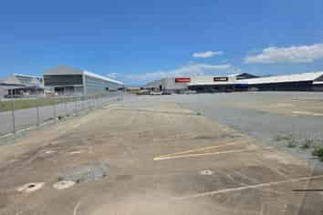 High Profile Yard Or Purpose Build