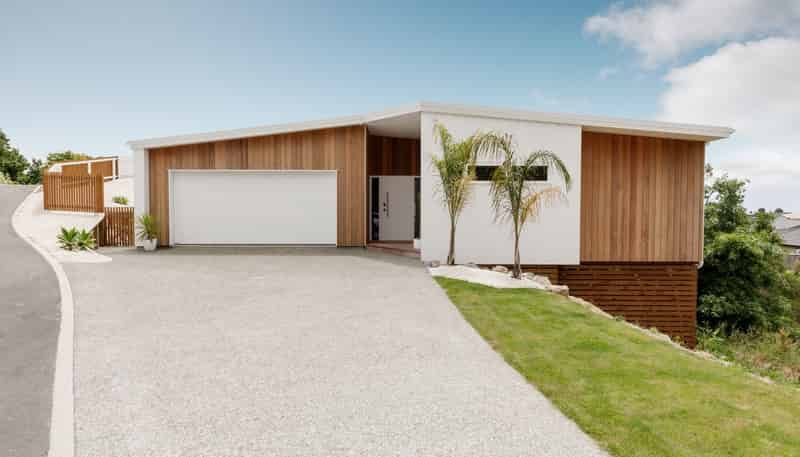 63 Hart Road, Richmond