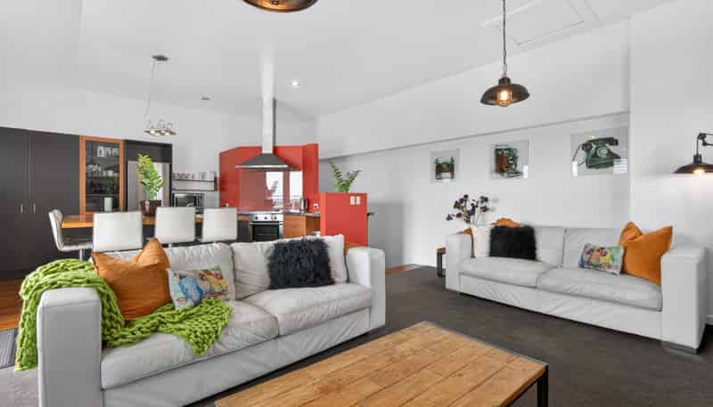 2/38 Bay Street, Petone
