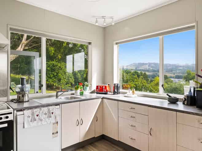 31 Emerson Street, Concord