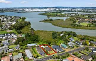 13 Mataroa Road, Mount Wellington