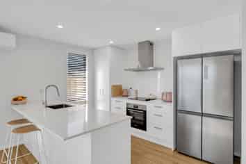 63 Pegasus Main Street, Pegasus