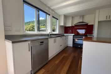 21 Kereru Street, Waikanae