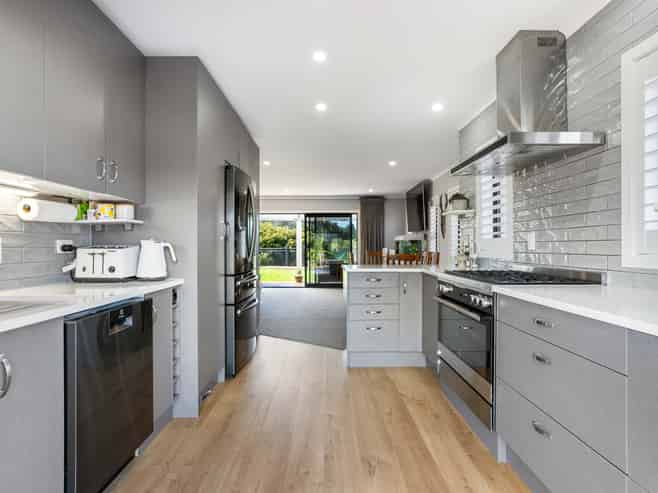 15 Manatu Close, Whangamata