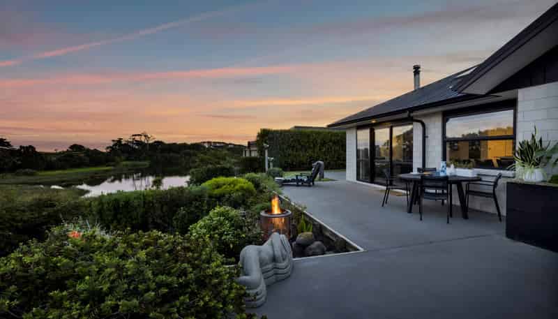 6 Aytoun Street, Opunake