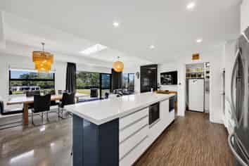 6 Aytoun Street, Opunake