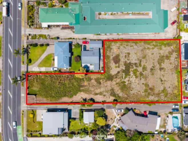 1&2, 35 Great South Road, Manurewa