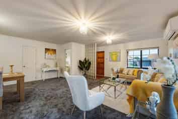 42 Farmdale Court, Flat Bush