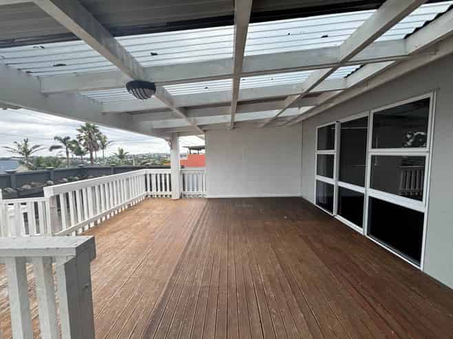 7 Totara Road, Stanmore Bay