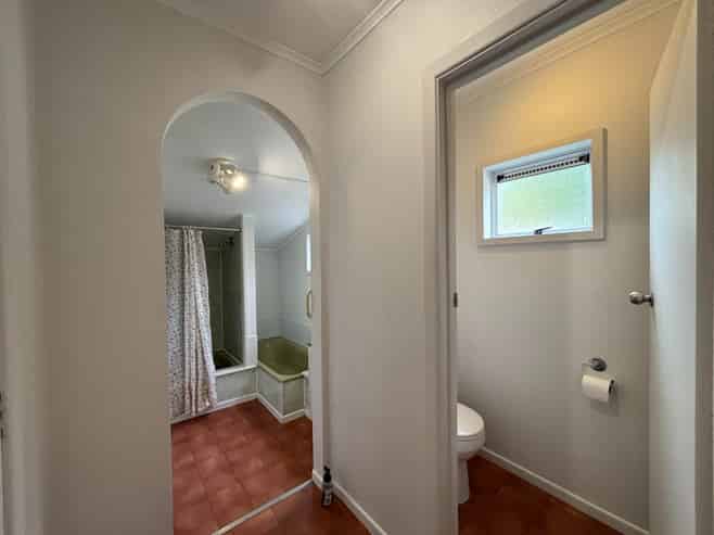 7 Totara Road, Stanmore Bay