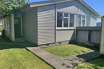 22 Oxford, Outer Kaiti