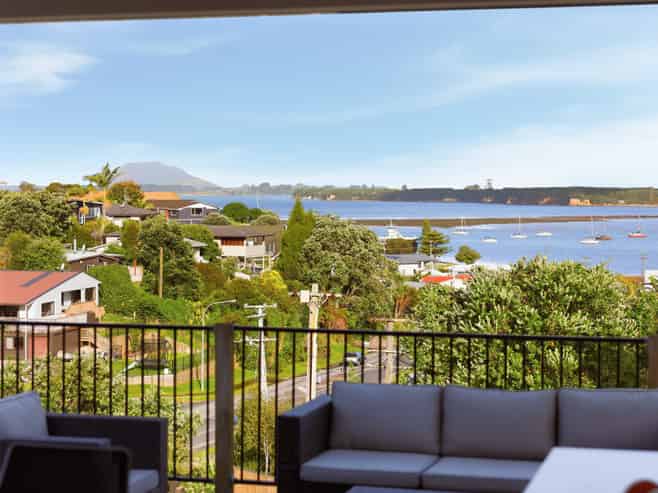 32 Omokoroa Road, Omokoroa