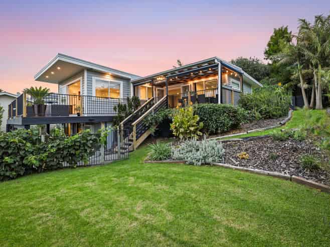 32 Omokoroa Road, Omokoroa