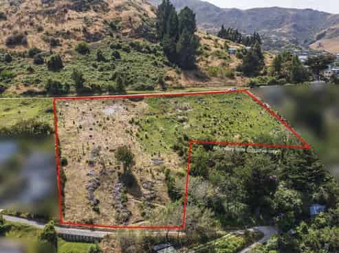 9 Harmans Road, Lyttelton