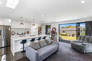 414 Bower Avenue, Parklands