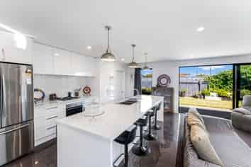 414 Bower Avenue, Parklands