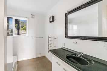 69 Carlton Avenue, Tawhero