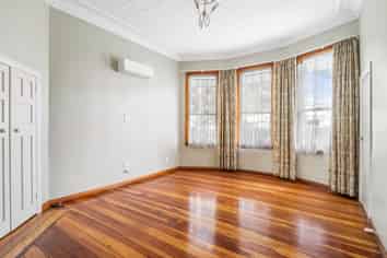 69 Carlton Avenue, Tawhero